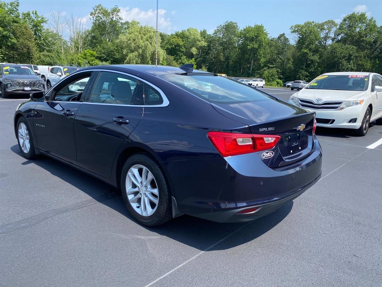 Chevrolet Malibu  2016