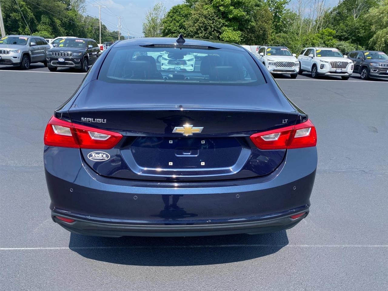 Chevrolet Malibu  2016