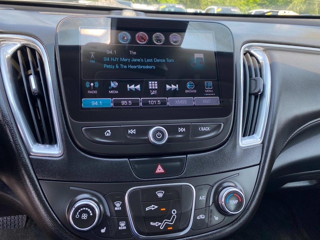 Chevrolet Malibu  2016