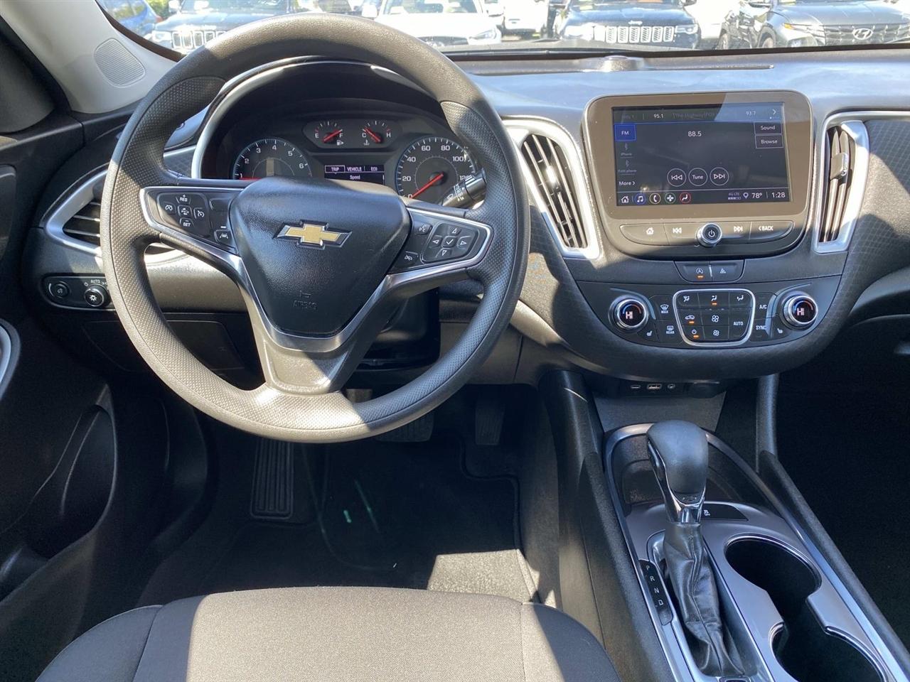 Chevrolet Malibu  2023