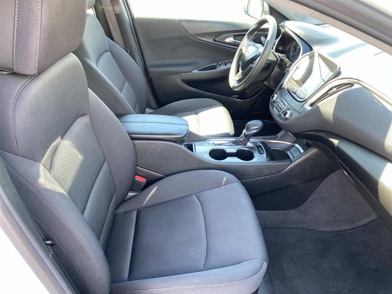 Chevrolet Malibu  2023