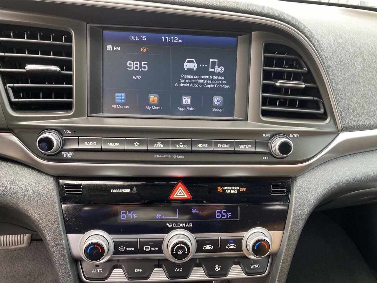 Hyundai Elantra  2020