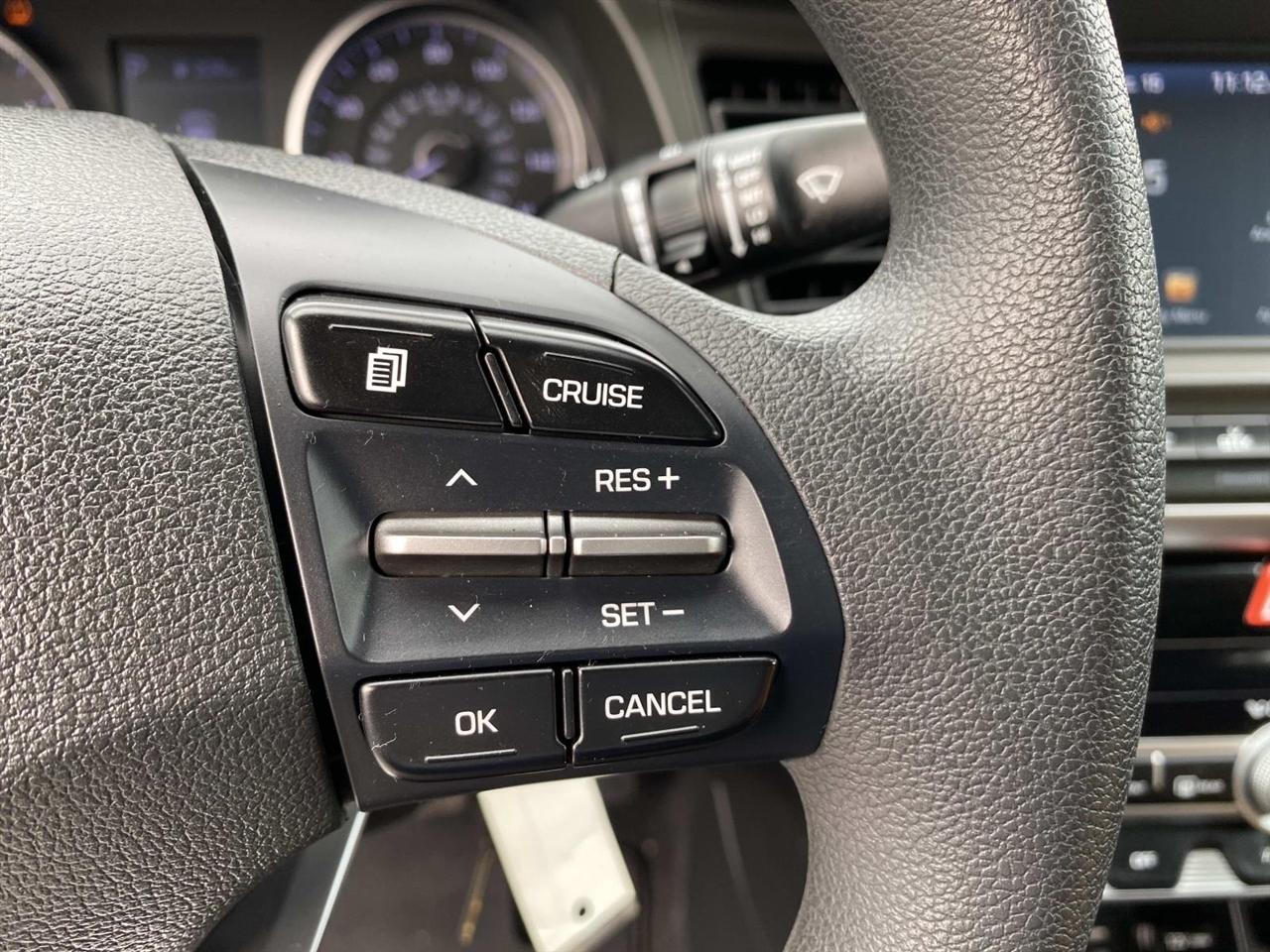 Hyundai Elantra  2020