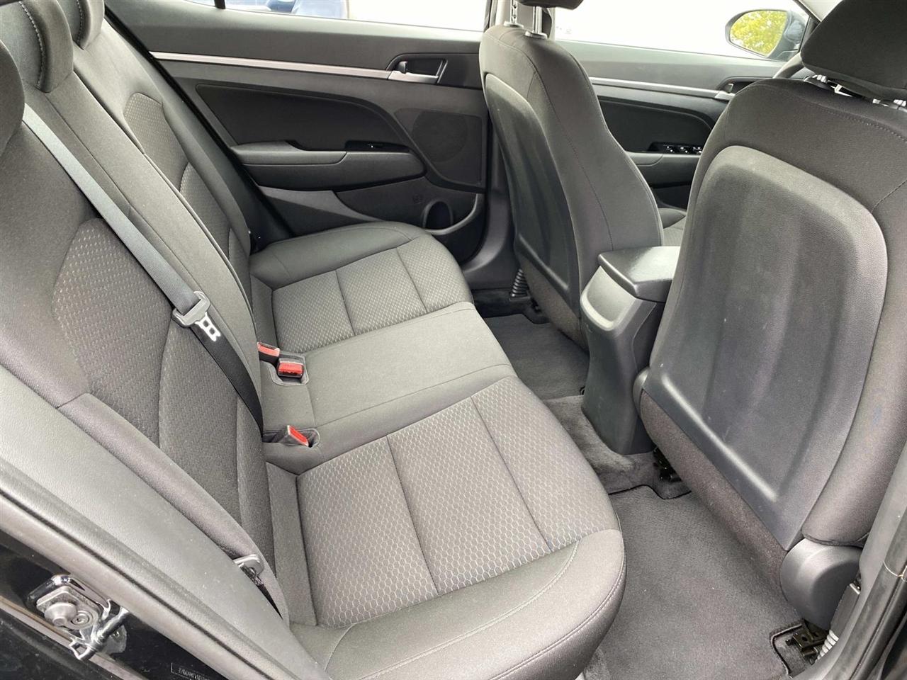 Hyundai Elantra  2020