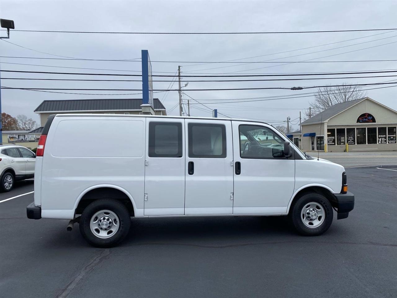 Chevrolet Express  2017