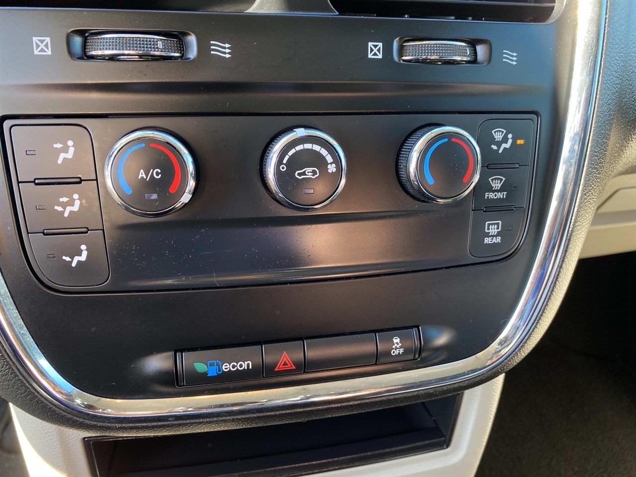 Dodge Grand Caravan  2015