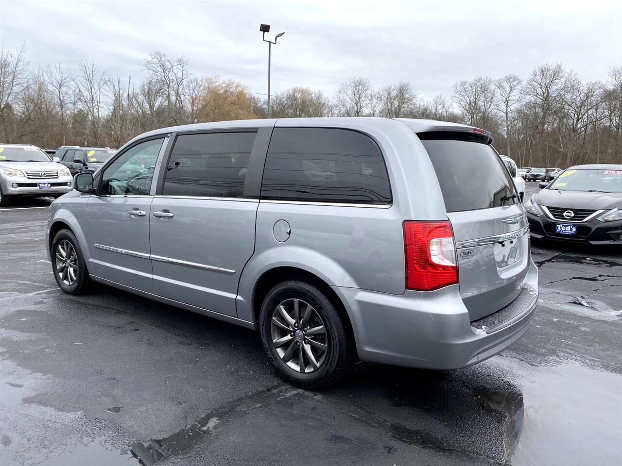 Chrysler Town & Country  2015
