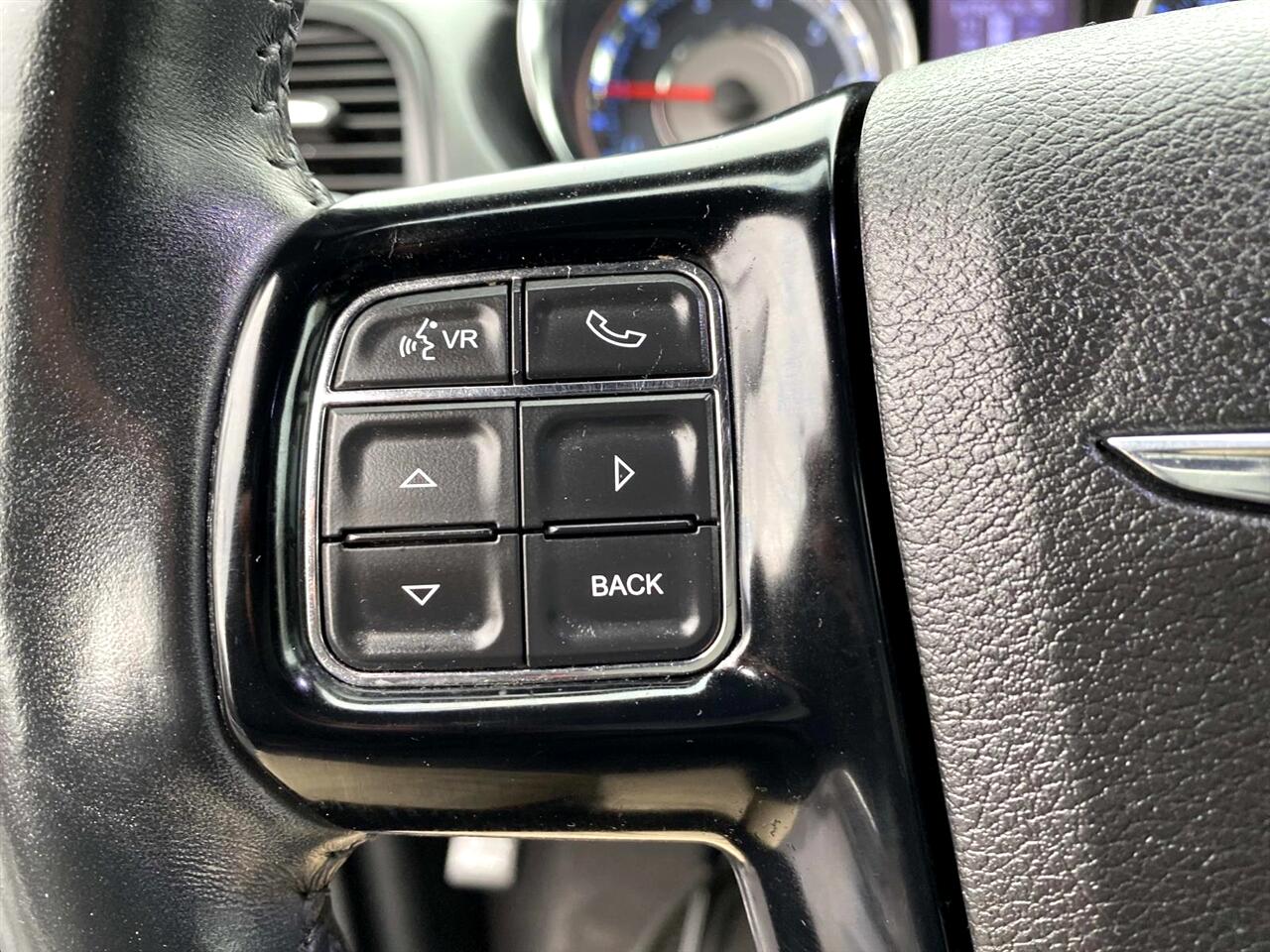 Chrysler Town & Country  2015