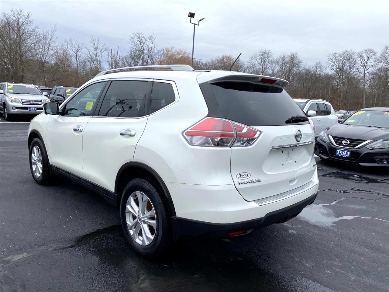 Nissan Rogue  2016