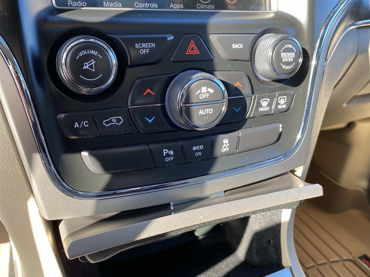 Jeep Grand Cherokee  2015