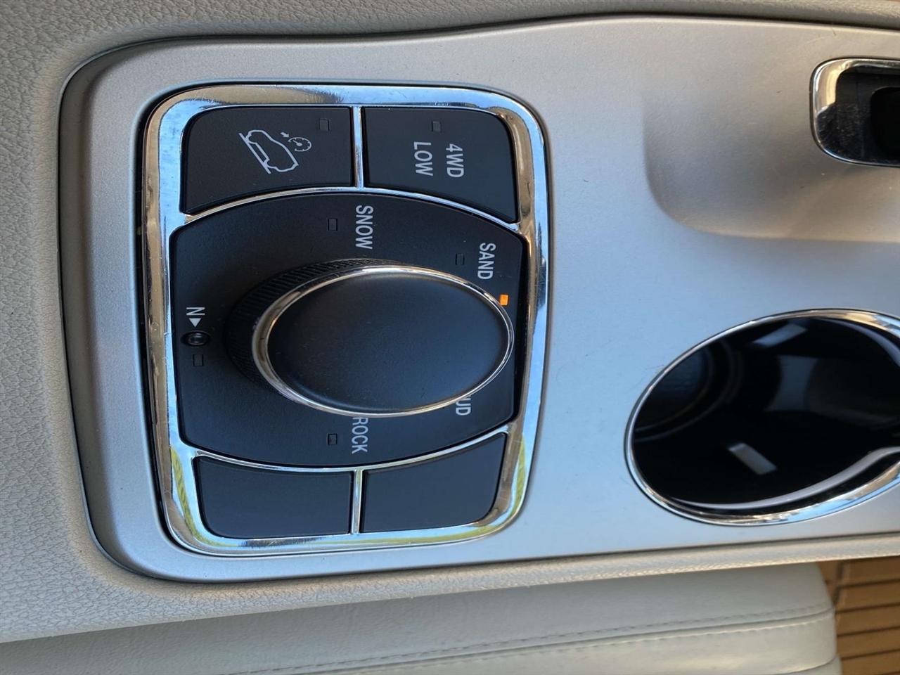 Jeep Grand Cherokee  2015