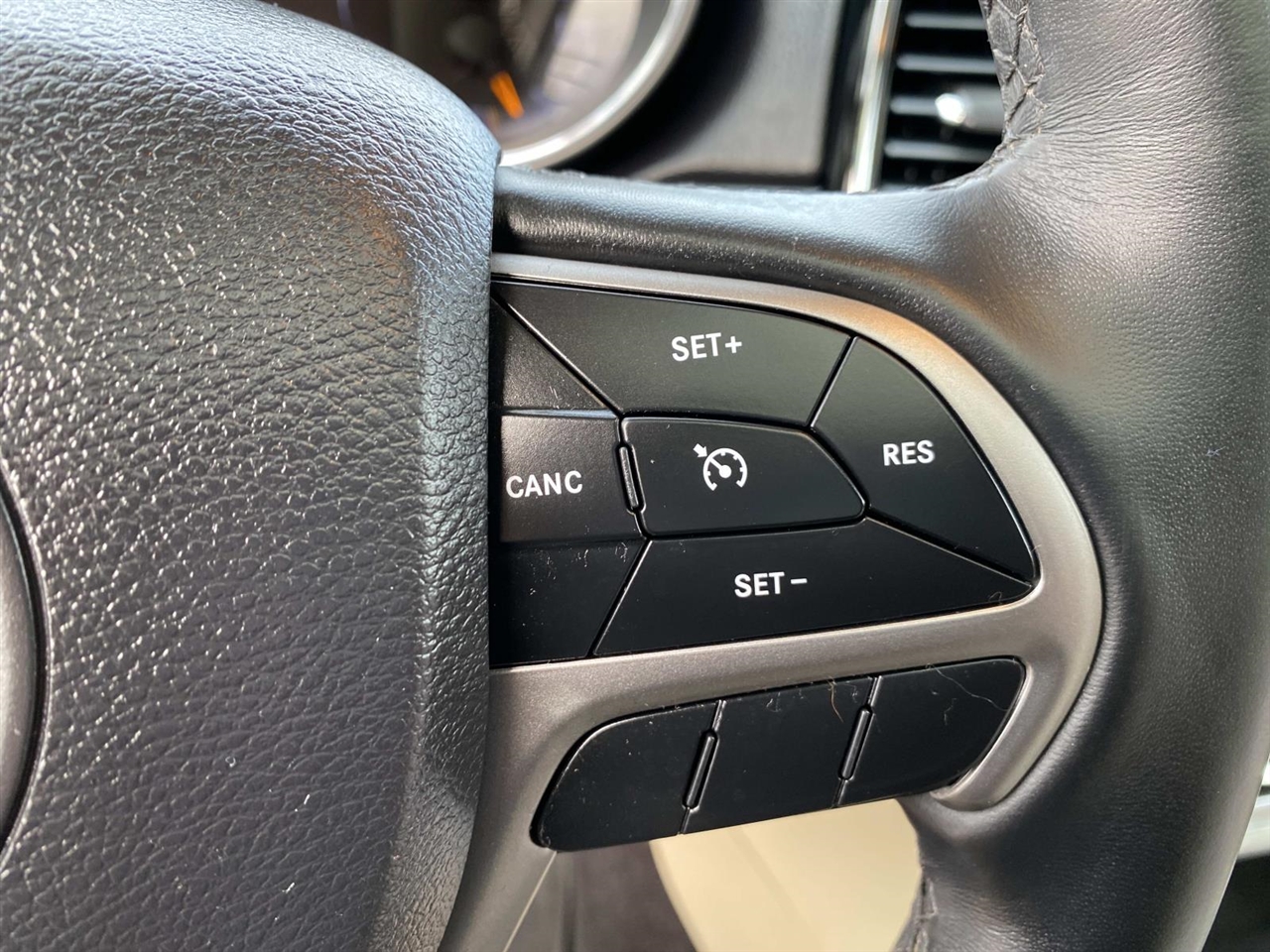 Jeep Grand Cherokee  2019