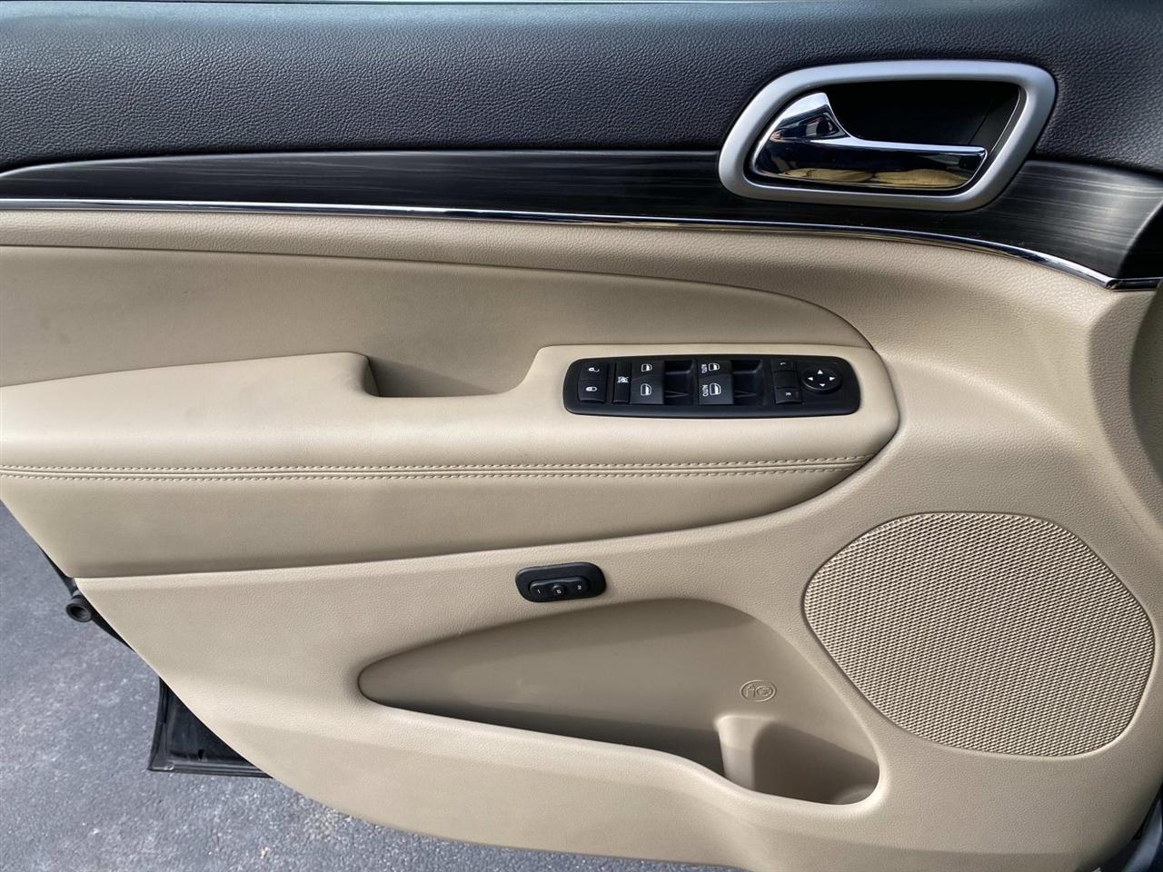 Jeep Grand Cherokee  2019