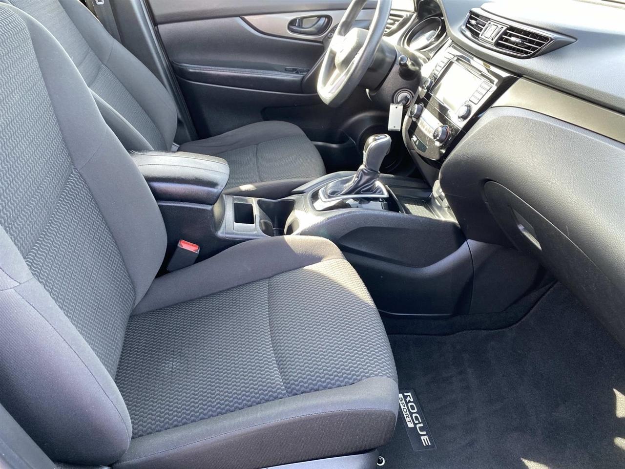 Nissan Rogue Sport  2019