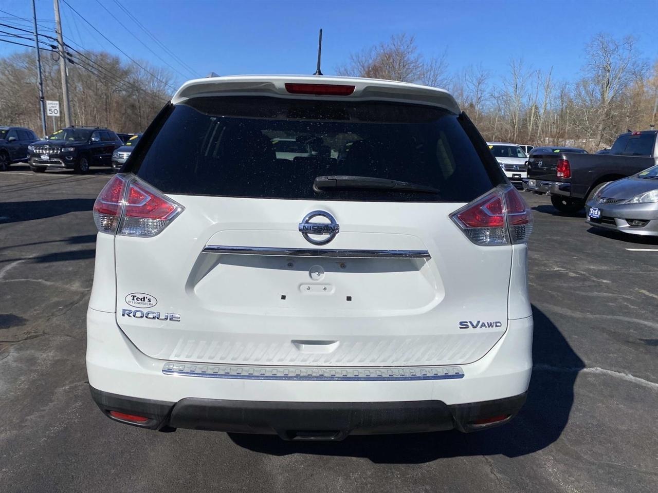 Nissan Rogue  2016