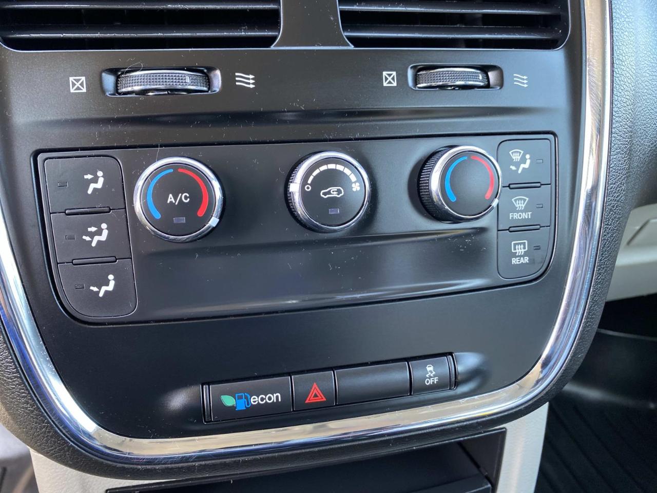 Dodge Grand Caravan SE 2016