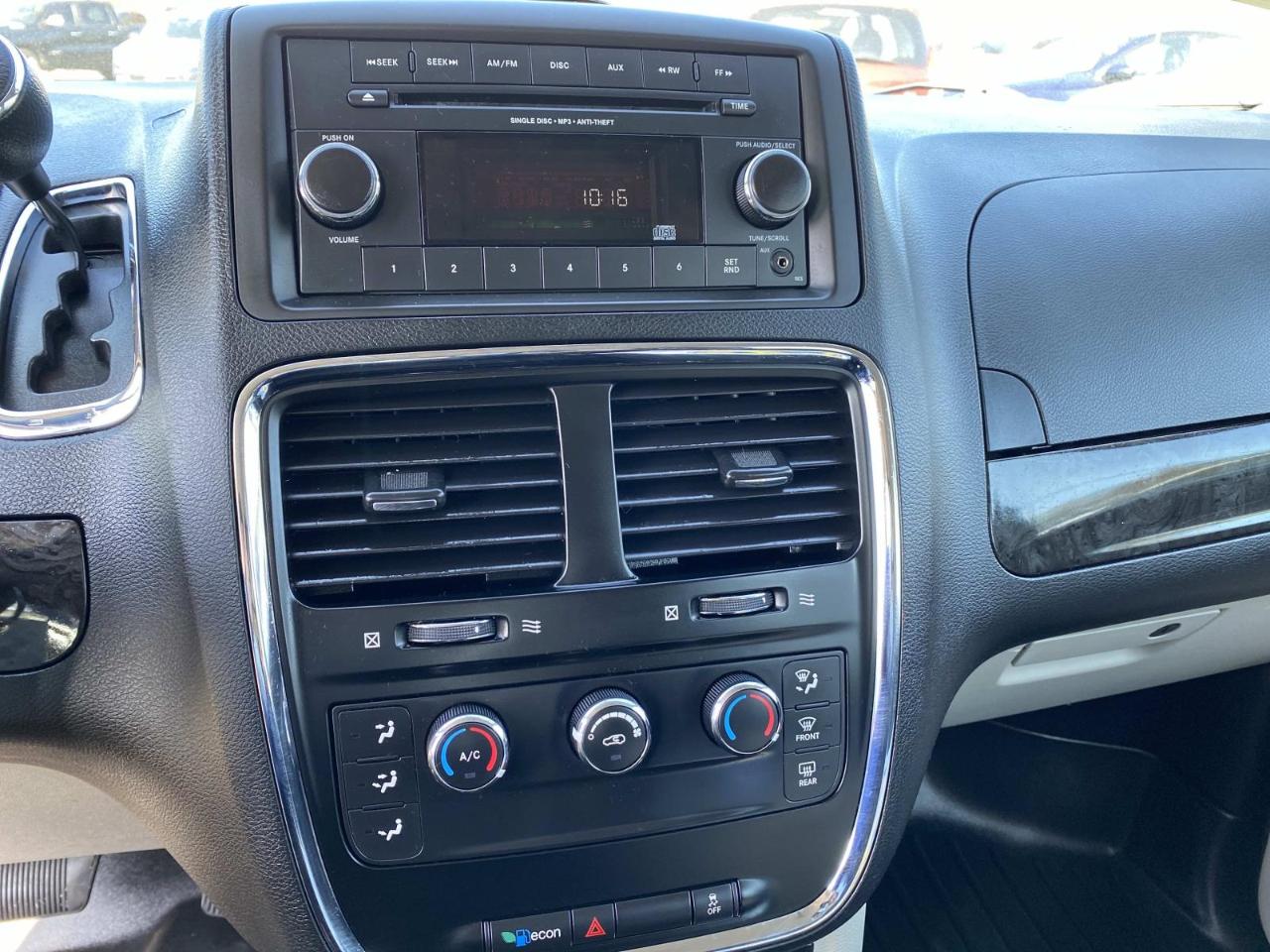 Dodge Grand Caravan SE 2016