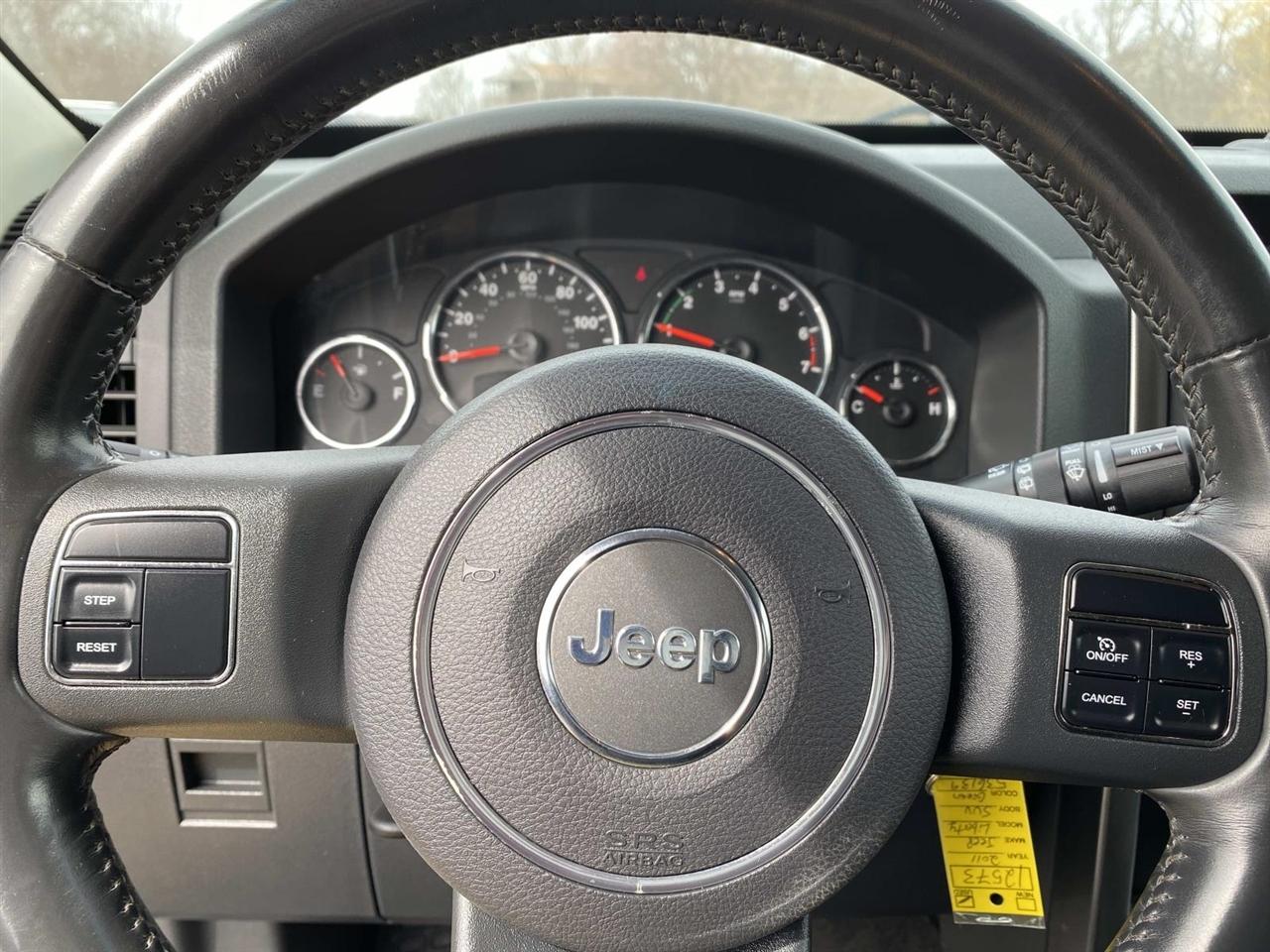 Jeep Liberty  2011