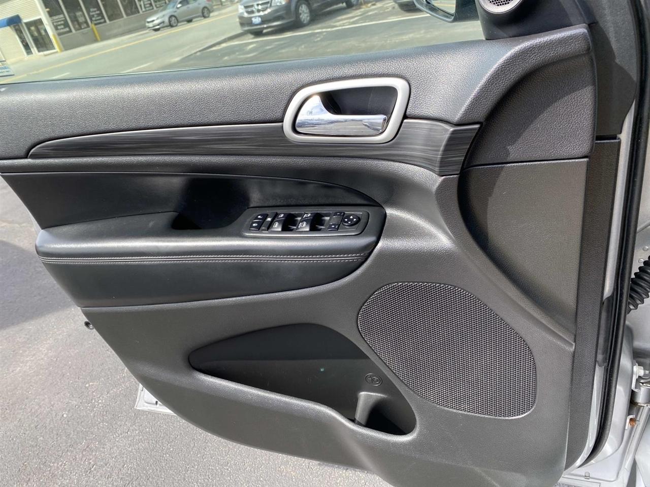 Jeep Grand Cherokee  2020