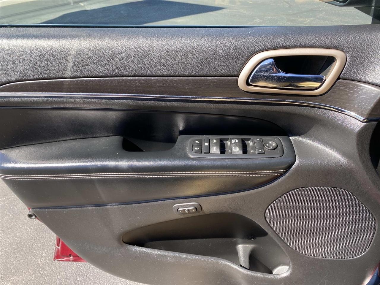 Jeep Grand Cherokee  2016