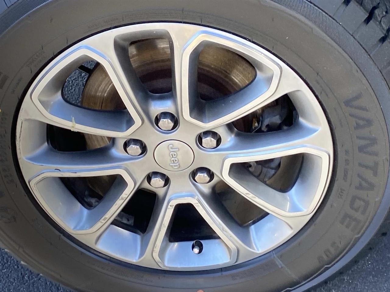 Jeep Grand Cherokee  2016