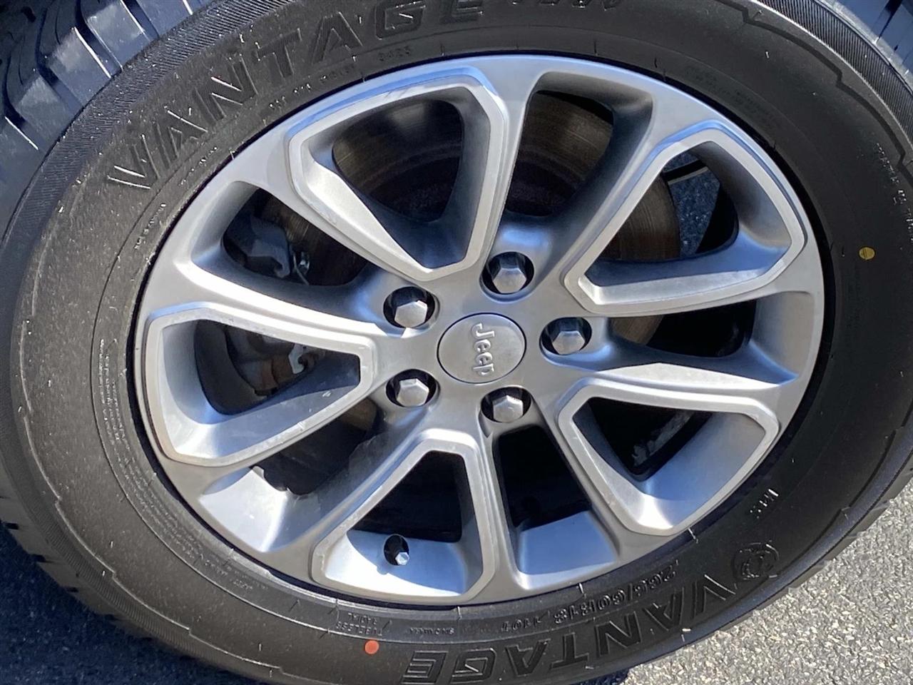 Jeep Grand Cherokee  2016