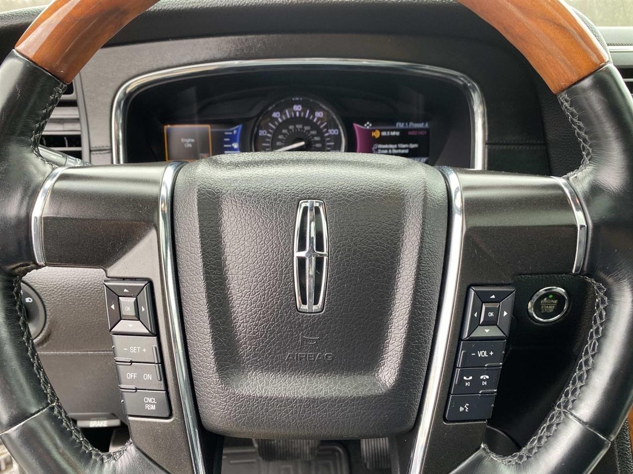 Lincoln Navigator  2015