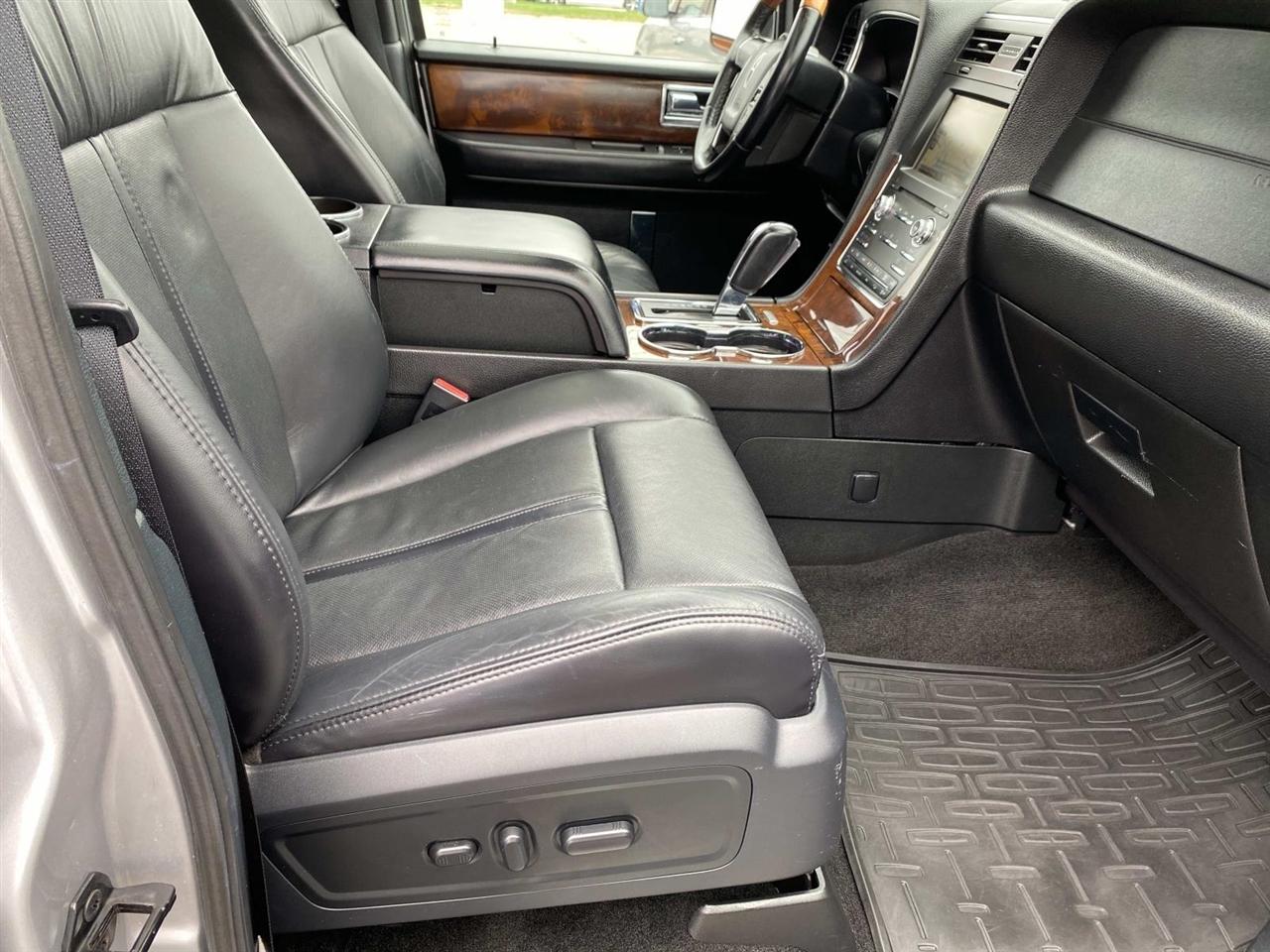 Lincoln Navigator  2015