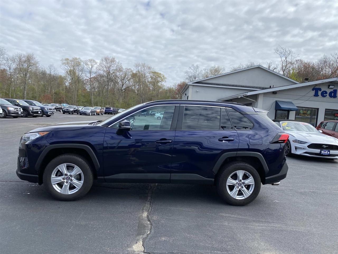 Toyota RAV4  2019