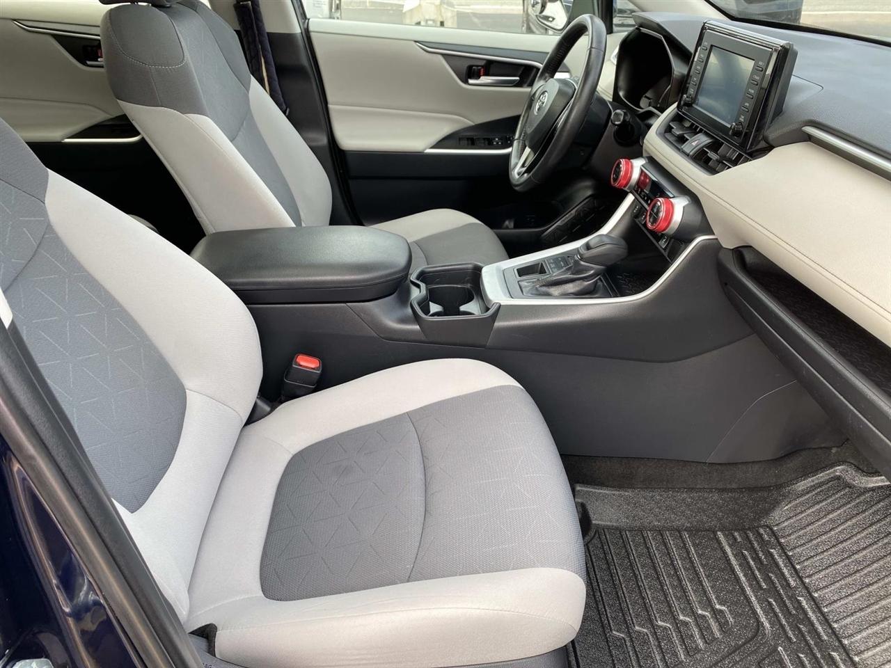 Toyota RAV4  2019