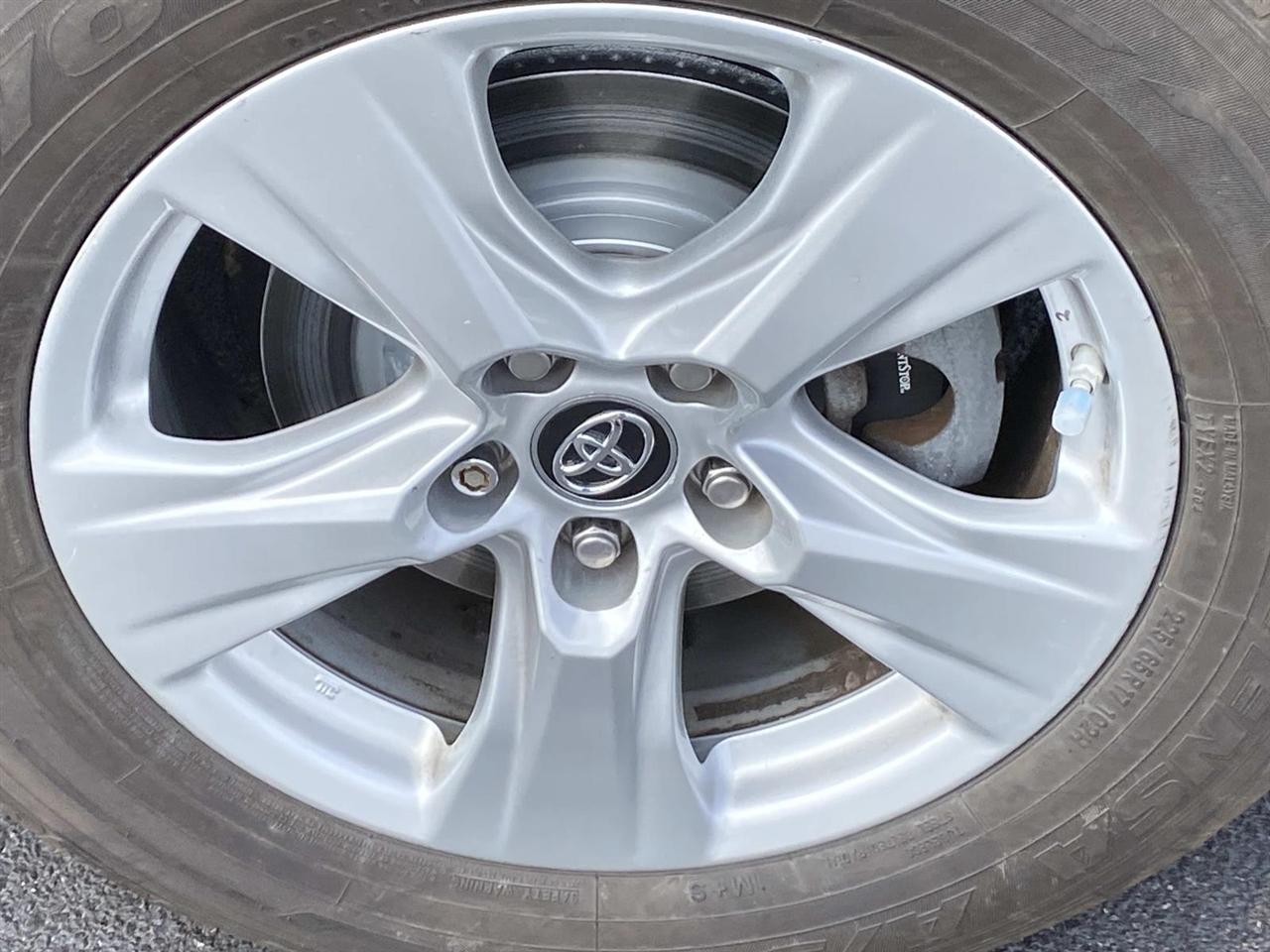 Toyota RAV4  2019