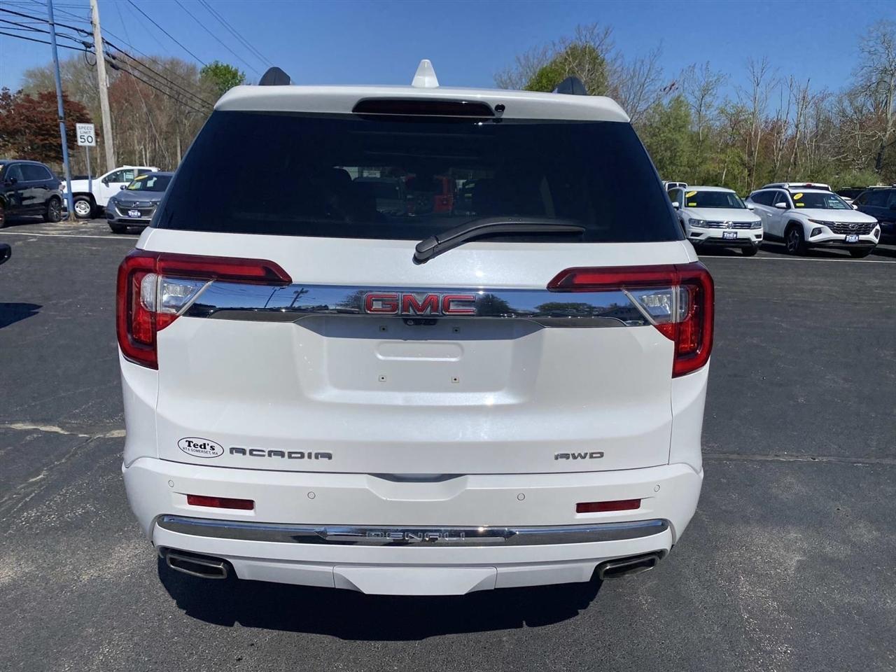 GMC Acadia  2020