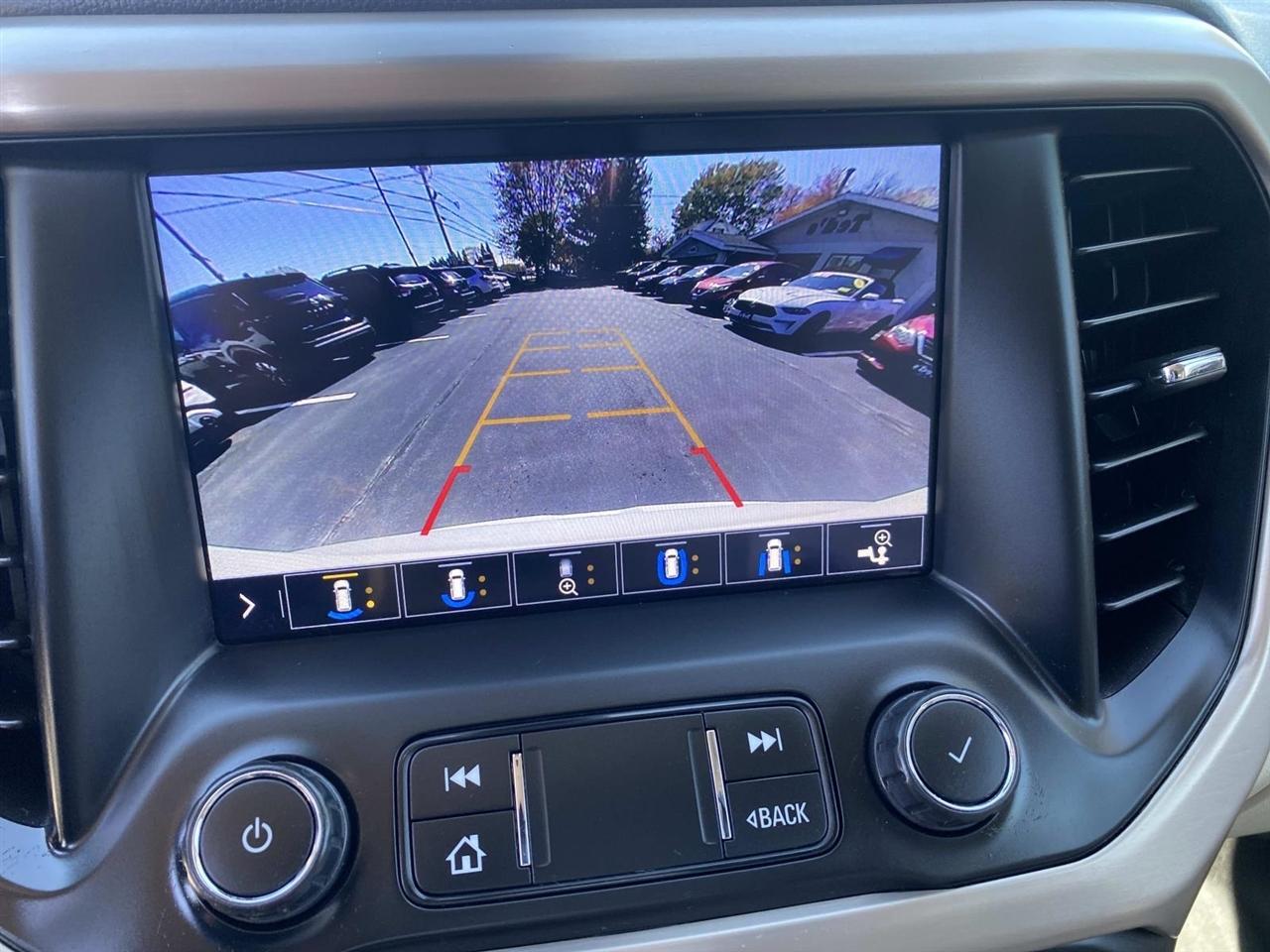 GMC Acadia  2020