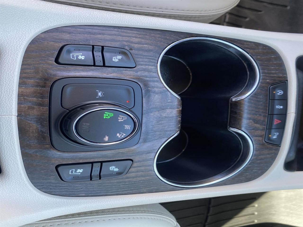 GMC Acadia  2020