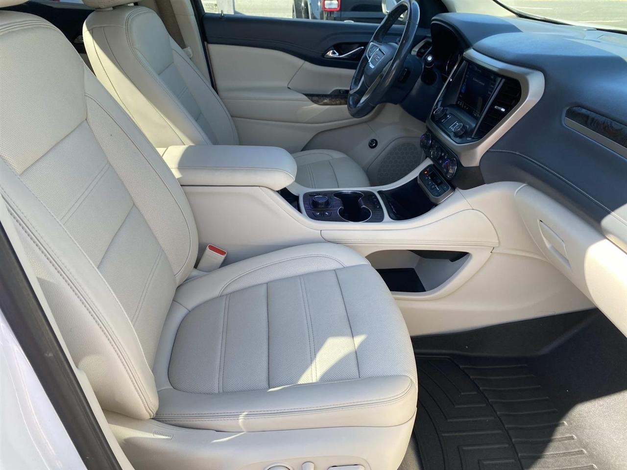 GMC Acadia  2020