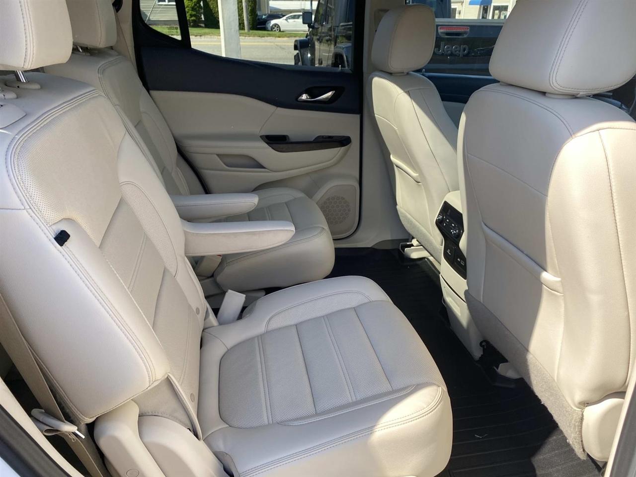 GMC Acadia  2020