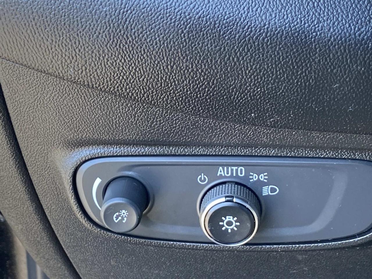 Chevrolet Equinox  2021
