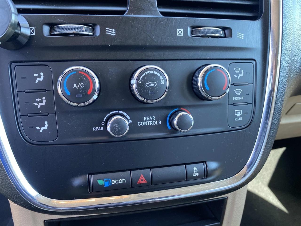 Dodge Grand Caravan  2015
