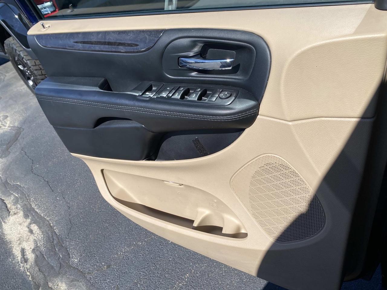 Dodge Grand Caravan  2015