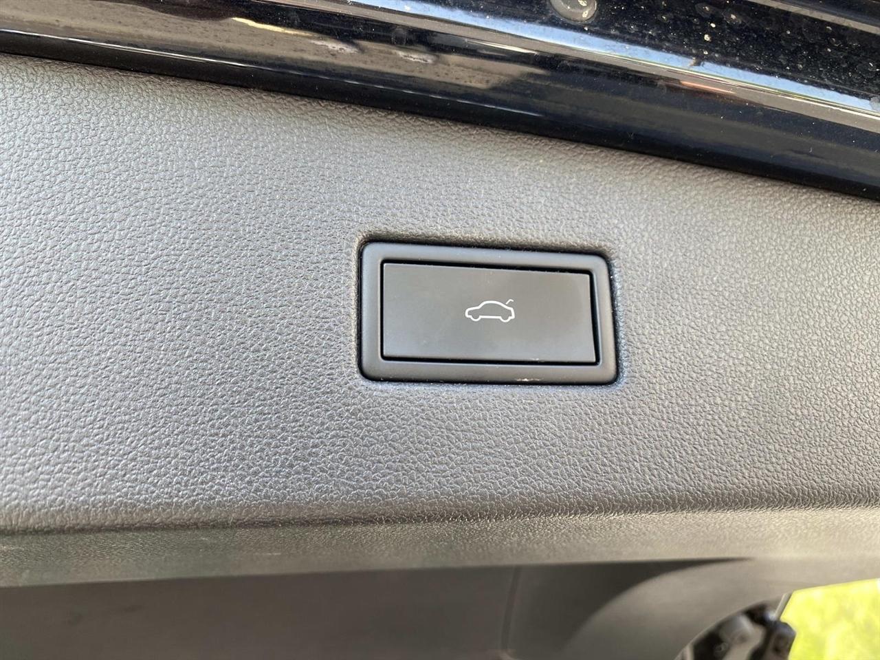 Volkswagen Tiguan  2021