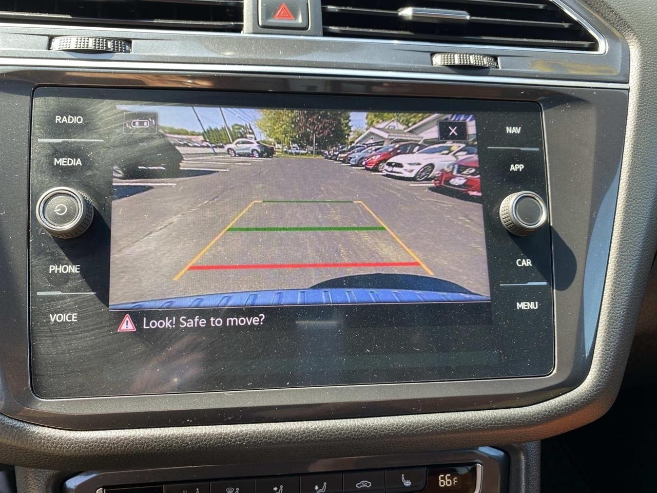 Volkswagen Tiguan  2021