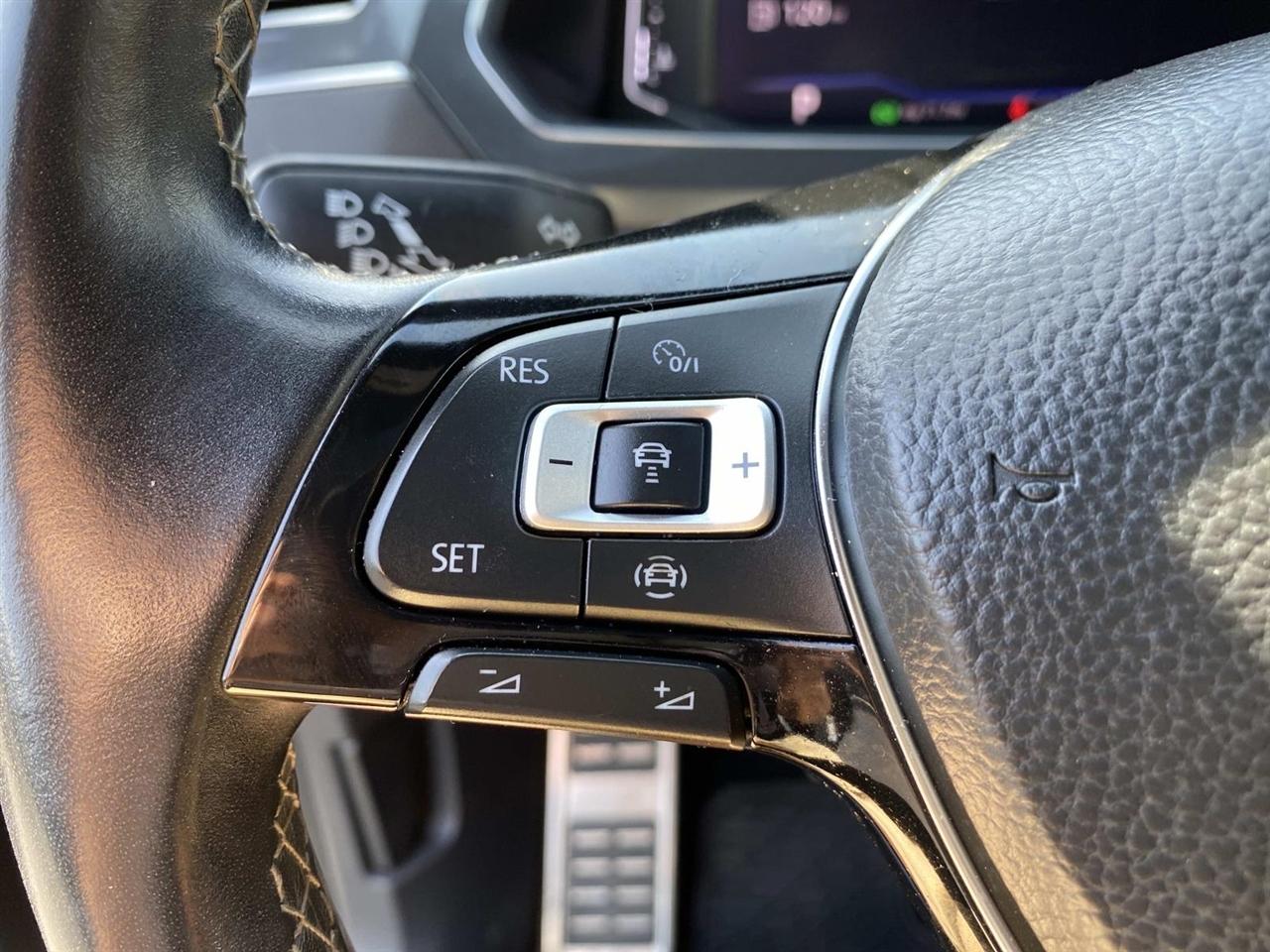 Volkswagen Tiguan  2021