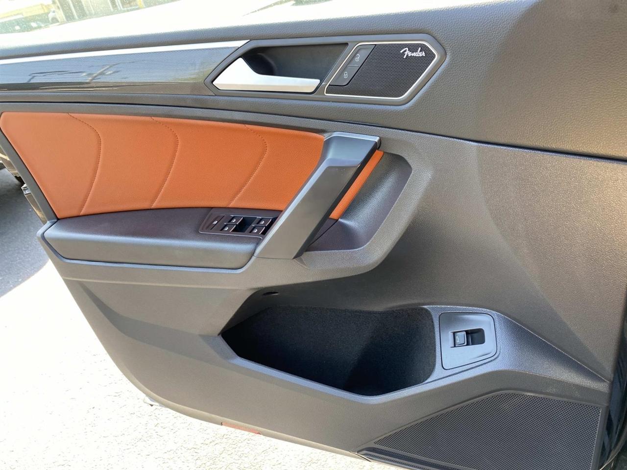 Volkswagen Tiguan  2021