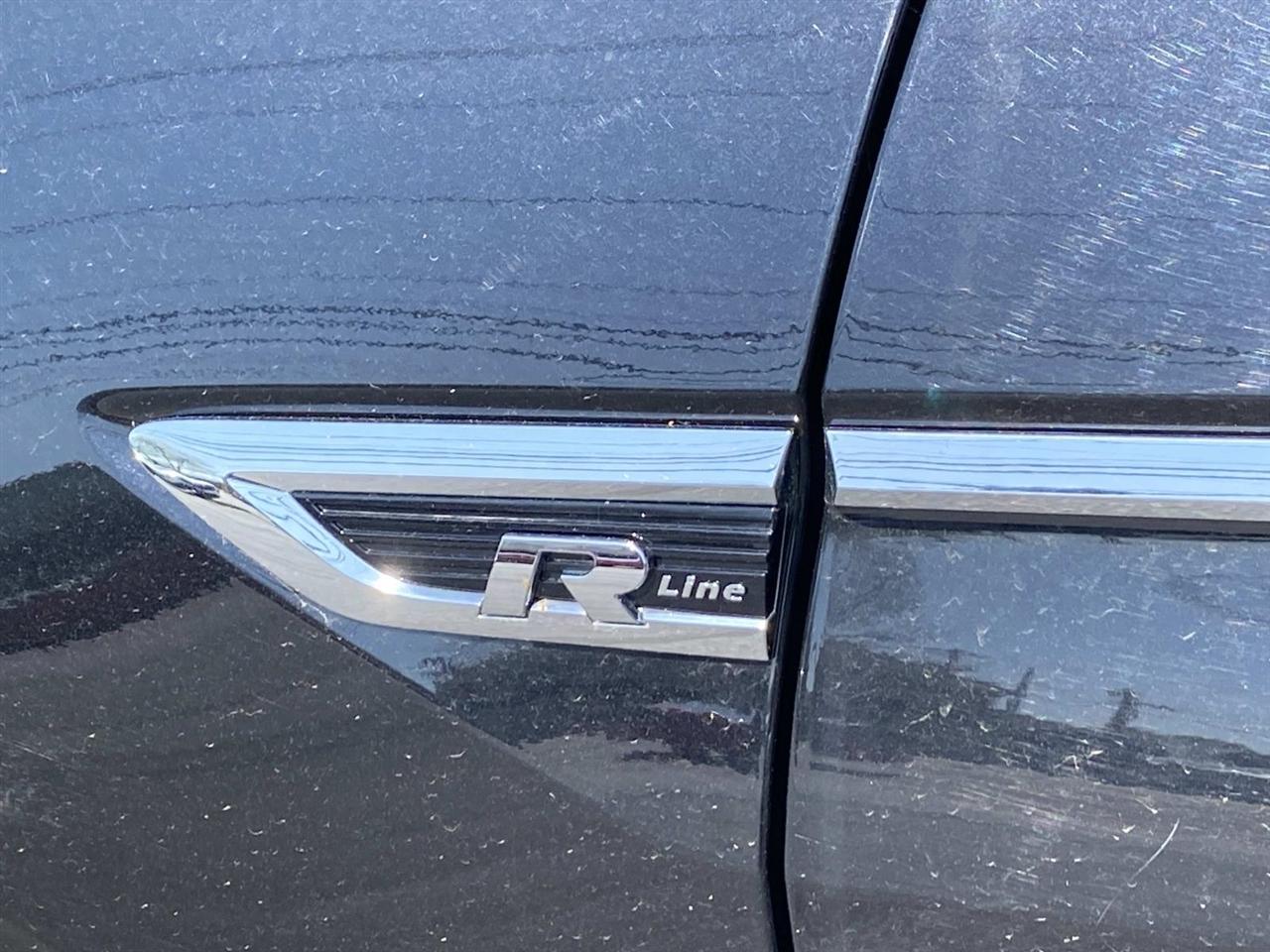 Volkswagen Tiguan  2021