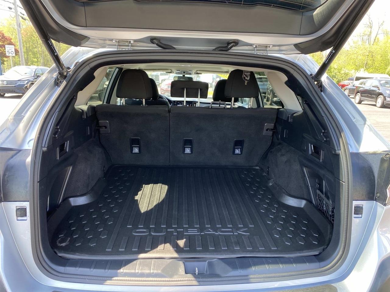 Subaru Outback  2023
