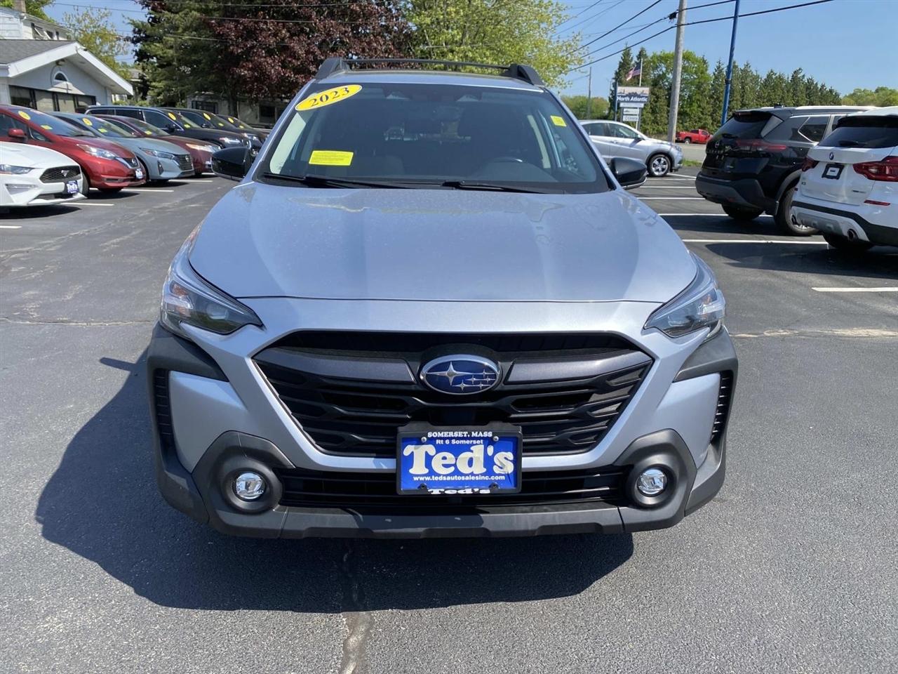 Subaru Outback  2023