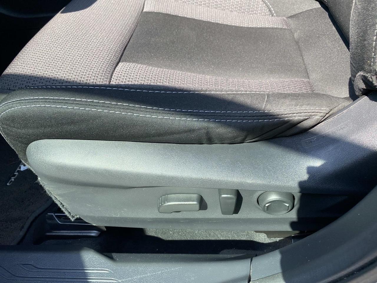 Subaru Outback  2023