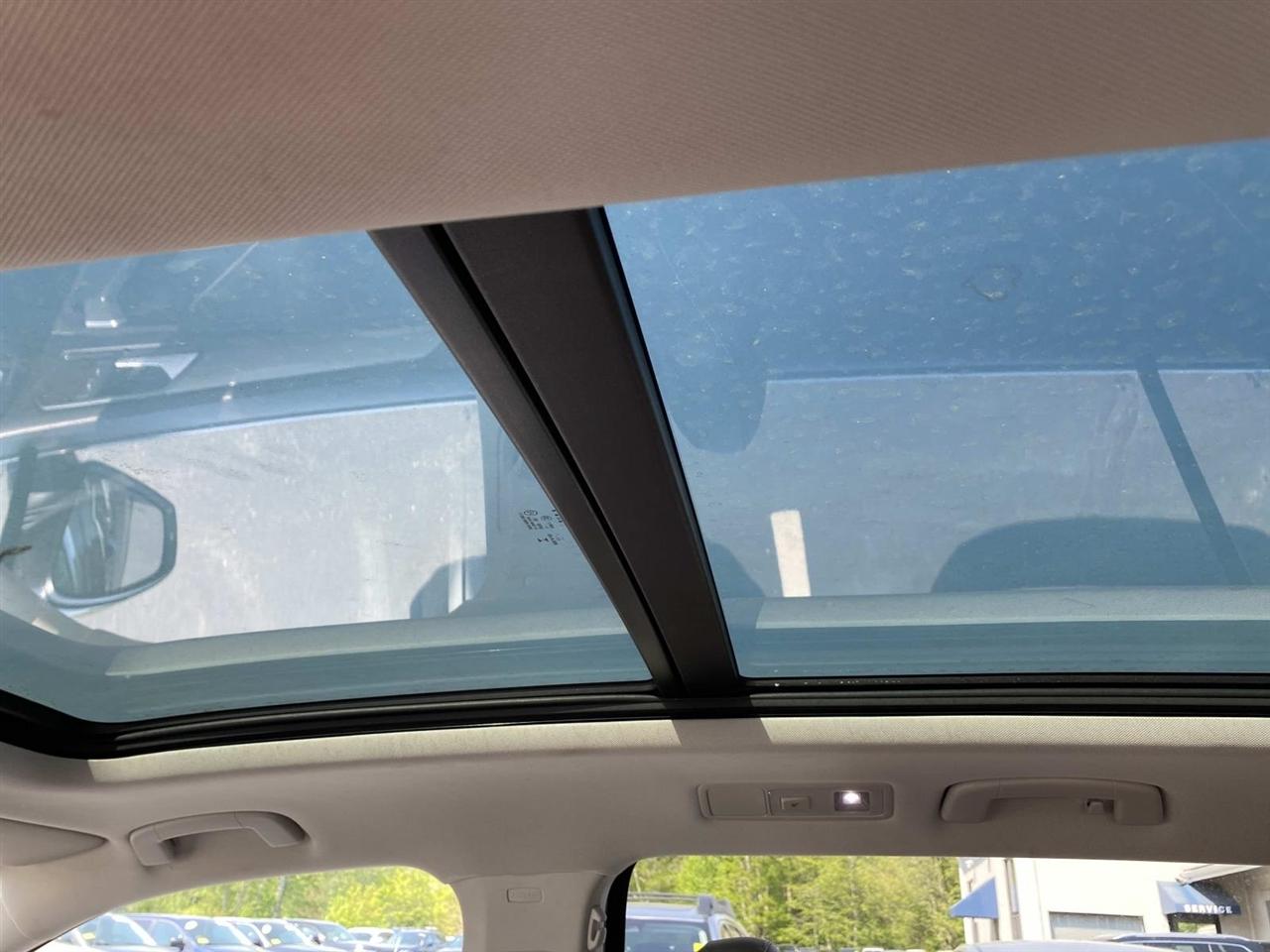 Volkswagen Tiguan  2022