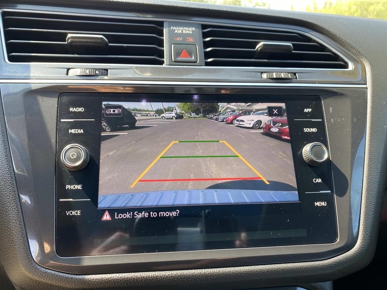 Volkswagen Tiguan  2022