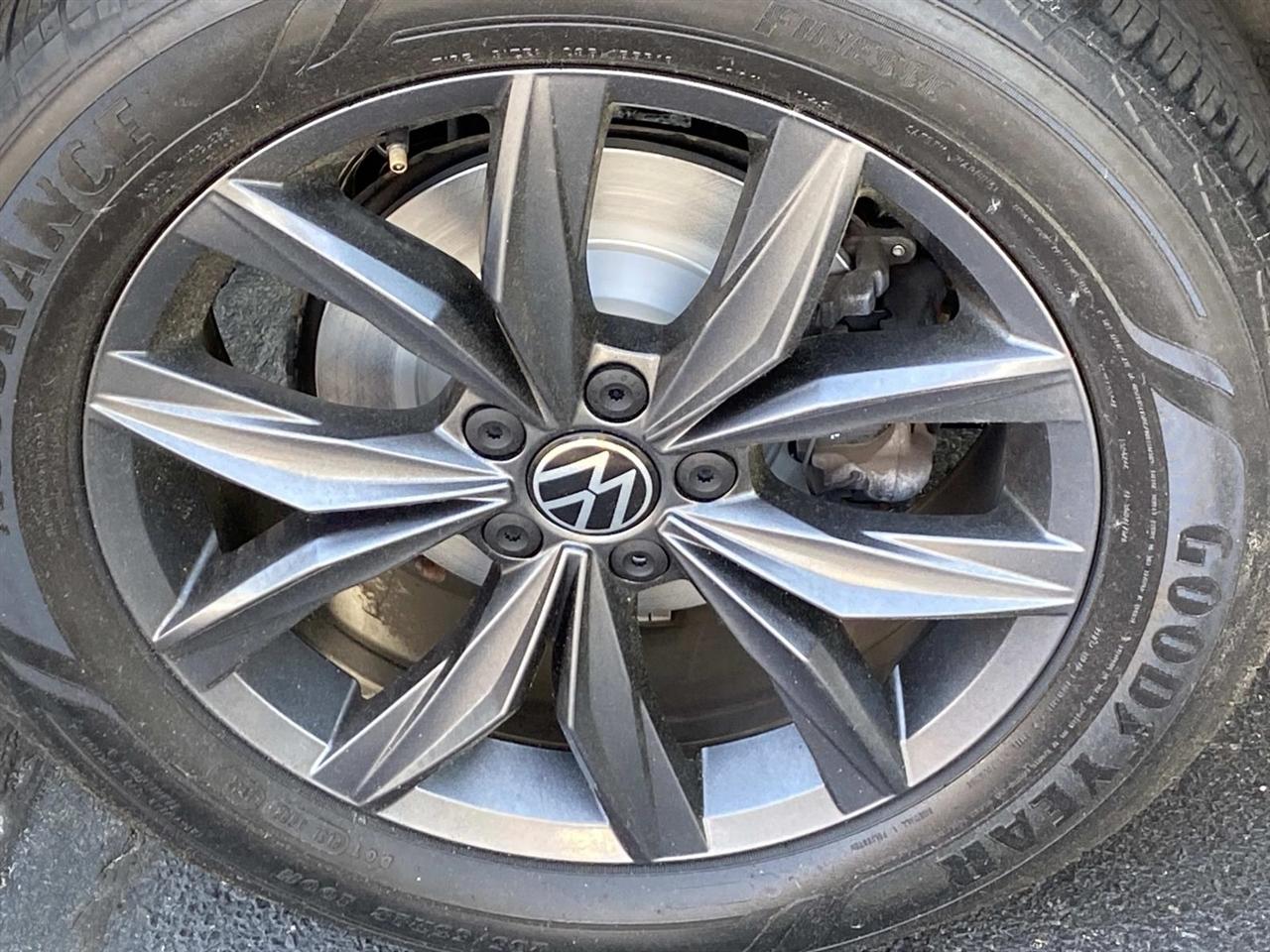 Volkswagen Tiguan  2022